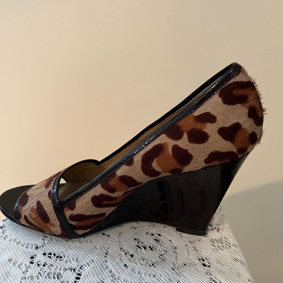BEAUTIFUL MICHAEL KORS WEDGE HEELS - Picture 7 of 11